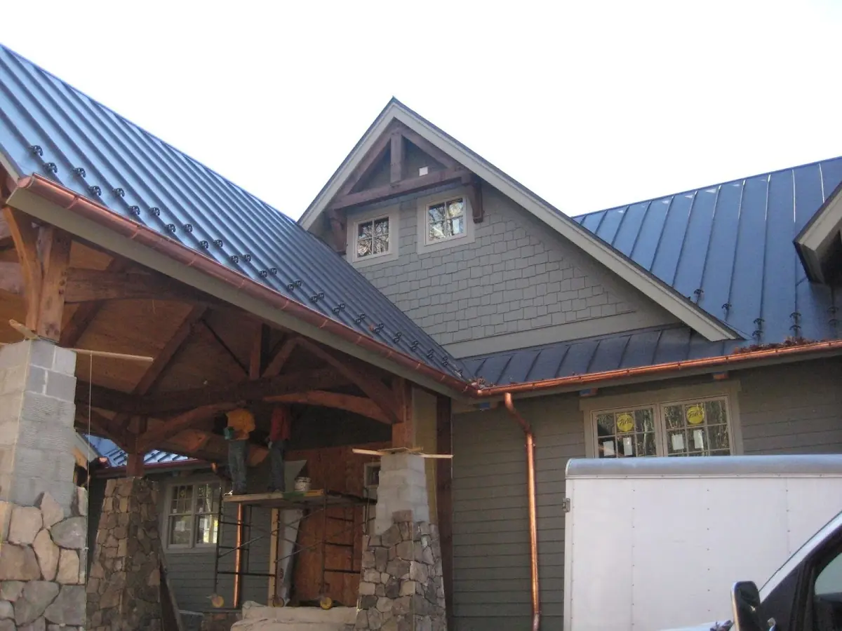 Craftsman Roofing team delivering quality roofing work in Northwest Nashua